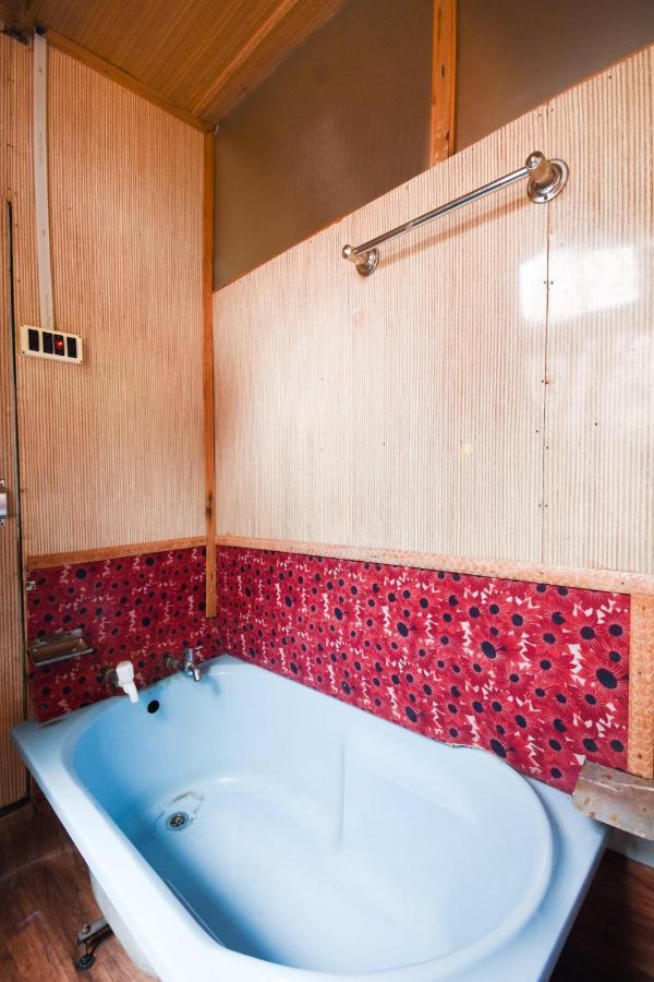 Oyo 66637 Merlin Group Of Houseboats Hotel Srinagar  Exterior photo