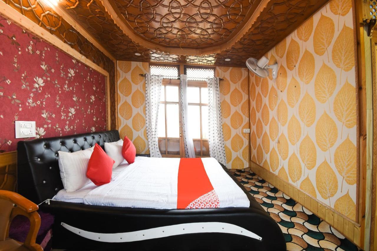 Oyo 66637 Merlin Group Of Houseboats Hotel Srinagar  Exterior photo