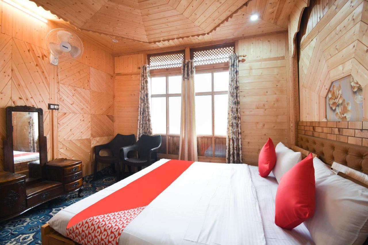 Oyo 66637 Merlin Group Of Houseboats Hotel Srinagar  Exterior photo