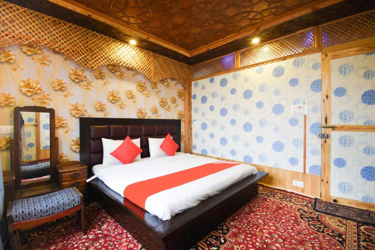 Oyo 66637 Merlin Group Of Houseboats Hotel Srinagar  Exterior photo