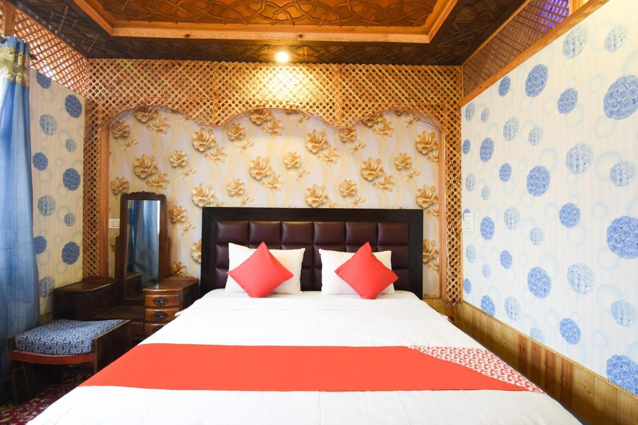 Oyo 66637 Merlin Group Of Houseboats Hotel Srinagar  Exterior photo
