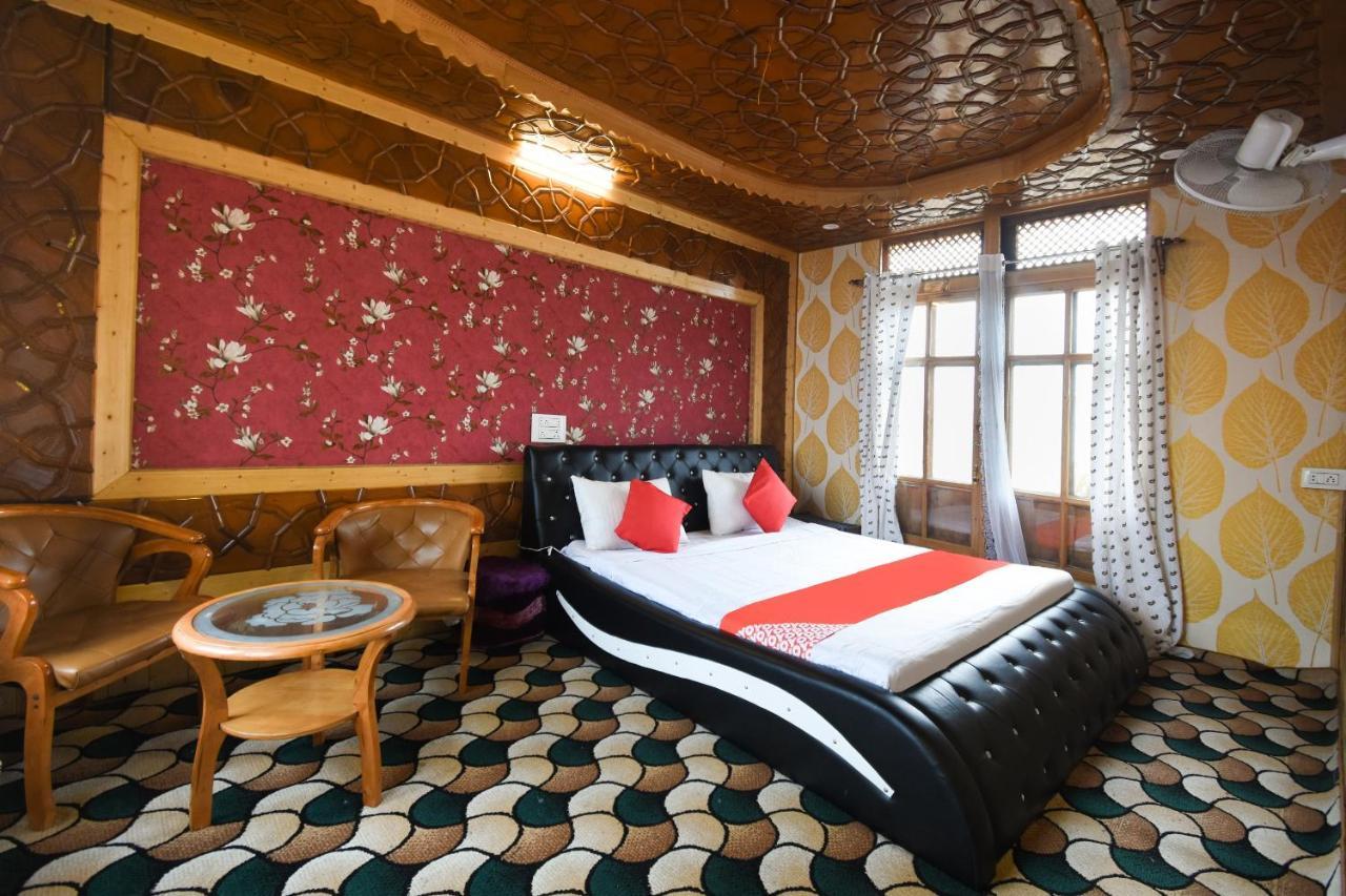 Oyo 66637 Merlin Group Of Houseboats Hotel Srinagar  Exterior photo